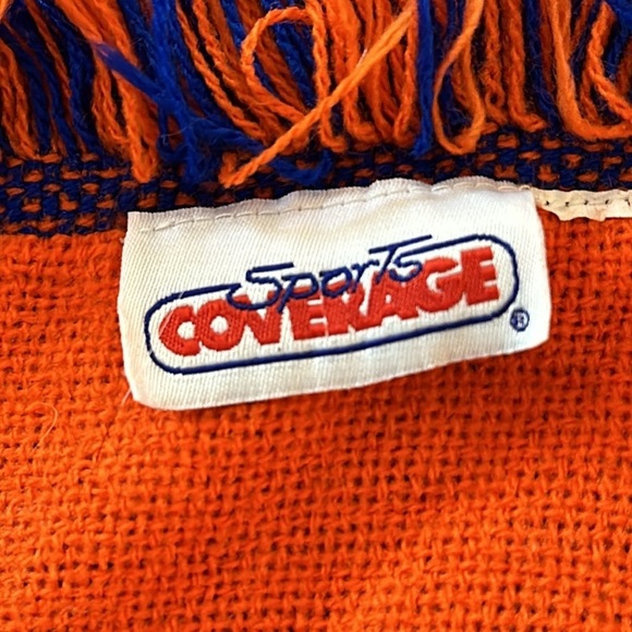 Sports Coverage University of Florida Double Sided Gator Logo Fringed Blanket - Picture 4 of 4